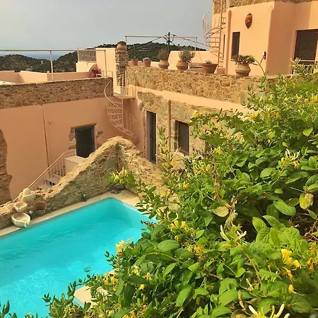 Cressa Ghitonia Village Hotell