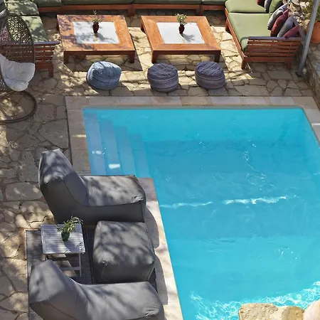 Cressa Ghitonia Village Hotell