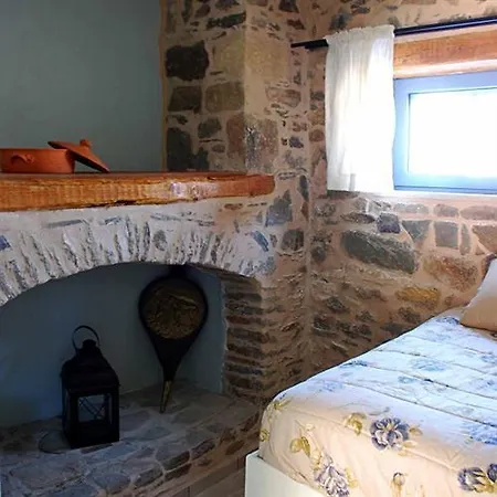 Cressa Ghitonia Village Hotell 4*