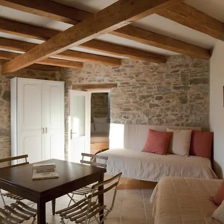 Cressa Ghitonia Village Hotell