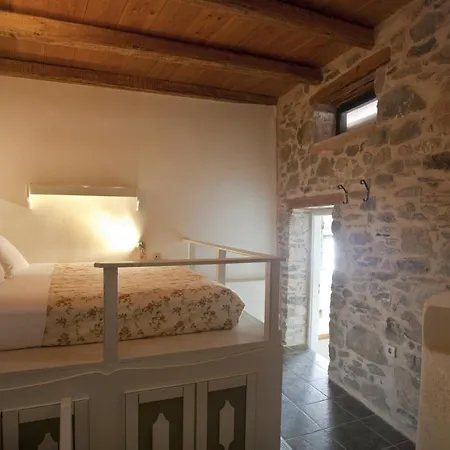 Cressa Ghitonia Village Hotel 4*